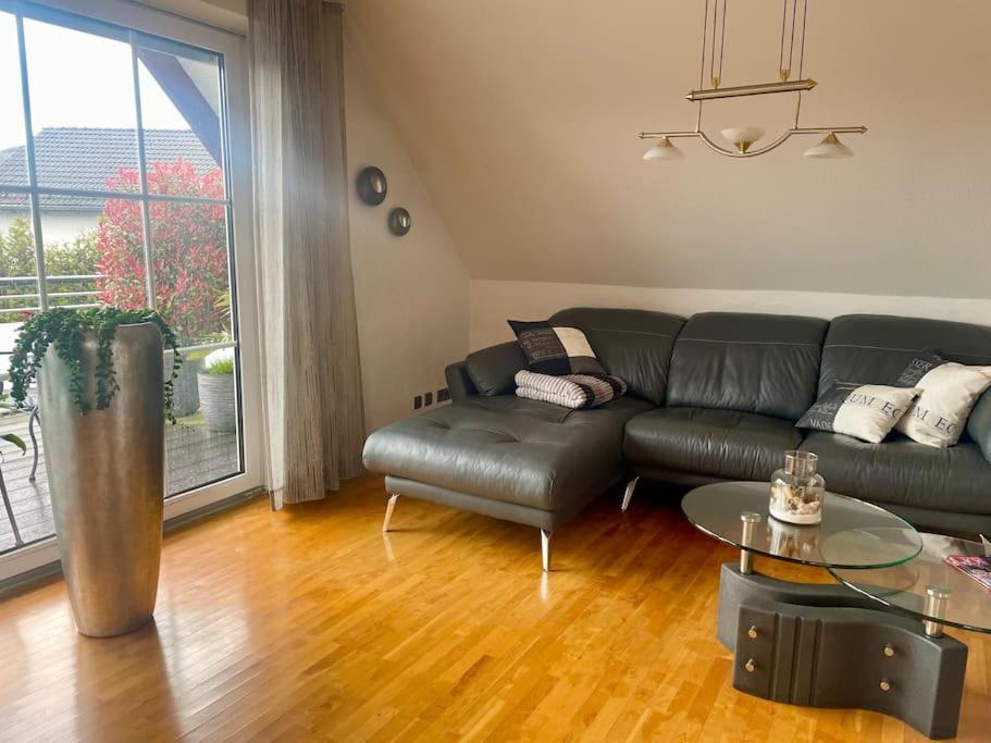 Moderne Ferienwohnung Mit Sonnenbalkon In Fretter Finnentrop 외부 사진